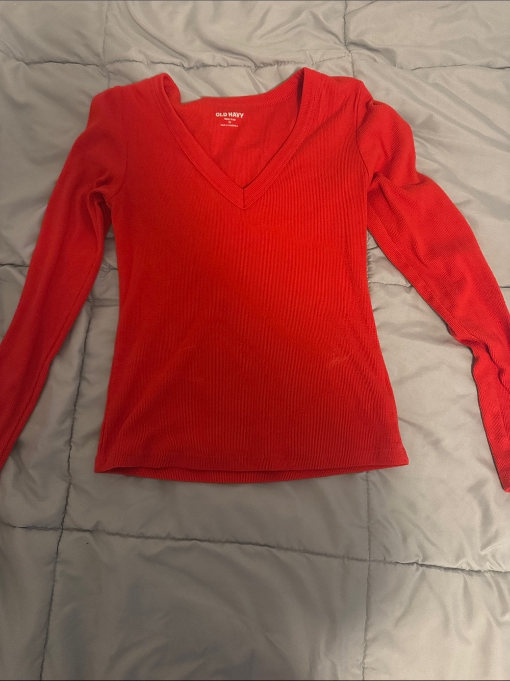 Old Navy Bright Red V-Neck Ribbed Long Sleeve Shirt